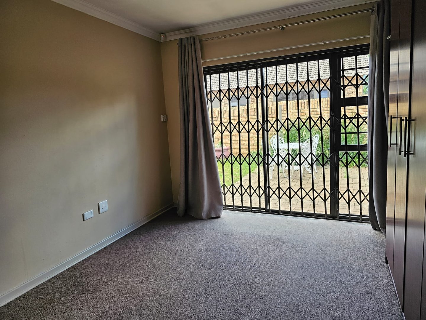 3 Bedroom Property for Sale in Langenhovenpark Free State